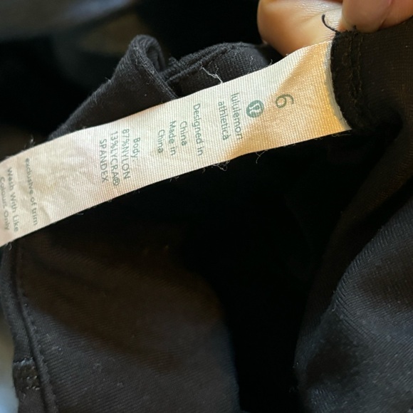 Black activewear jacket - Picture 3 of 3